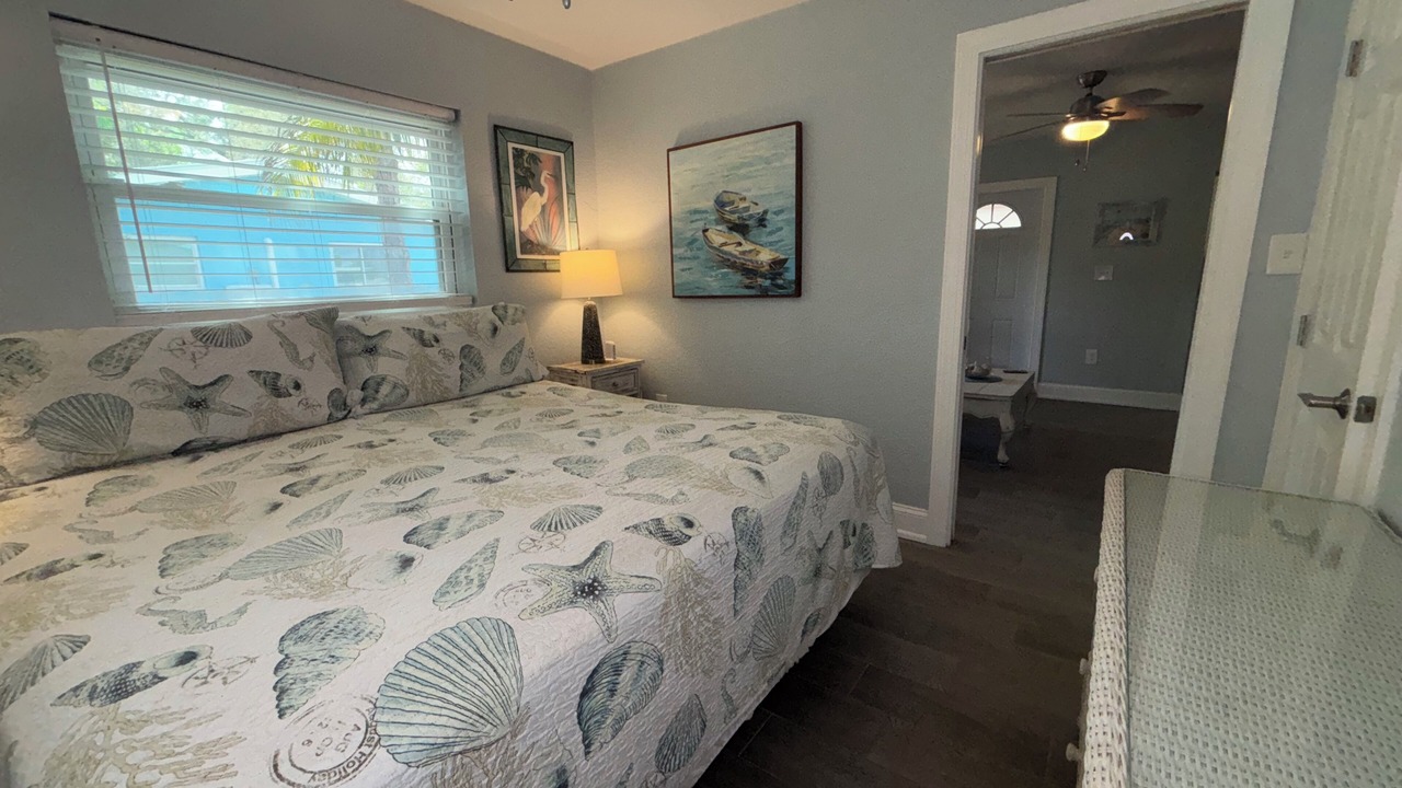 Photo of Bedroom in Bonita Shores