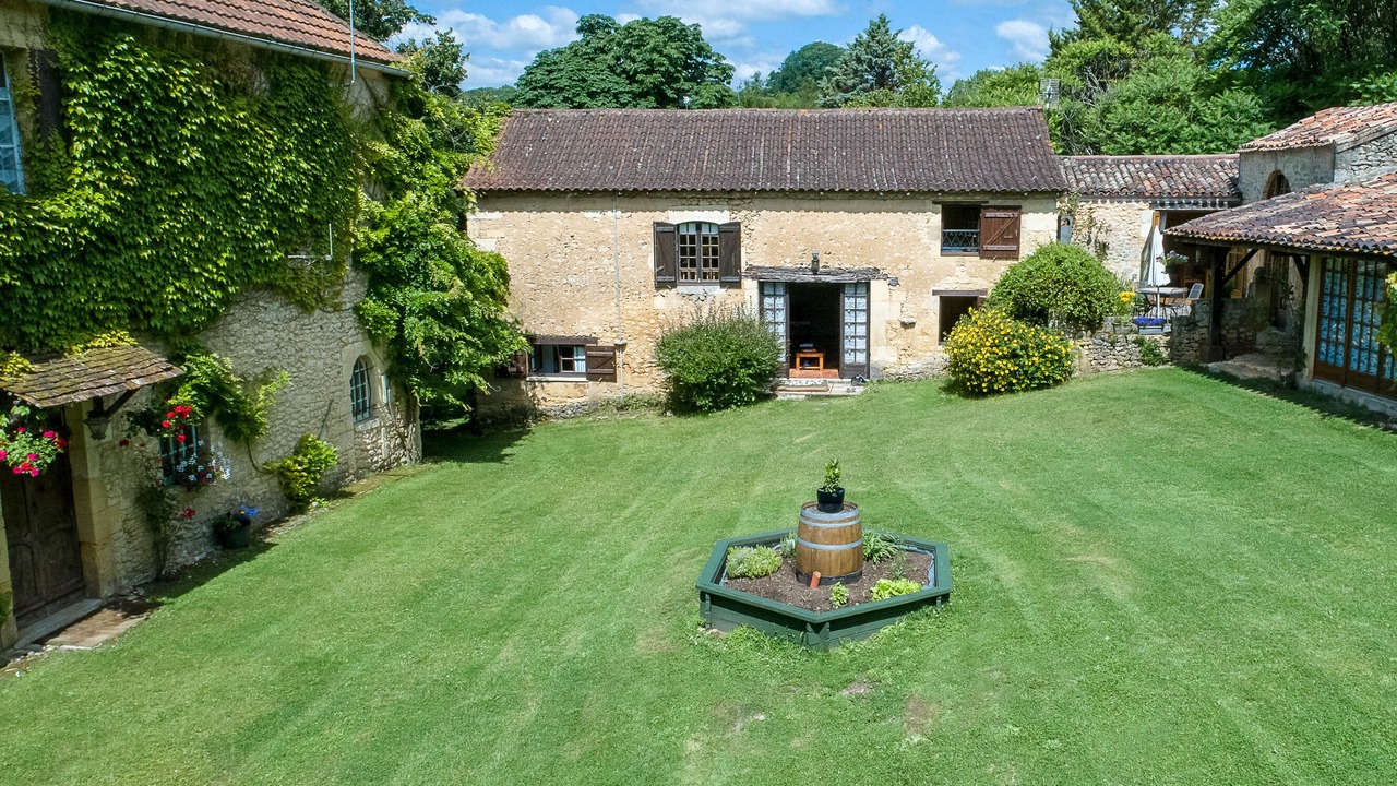 Photo of Others in Saint-Marcel-du-Perigord