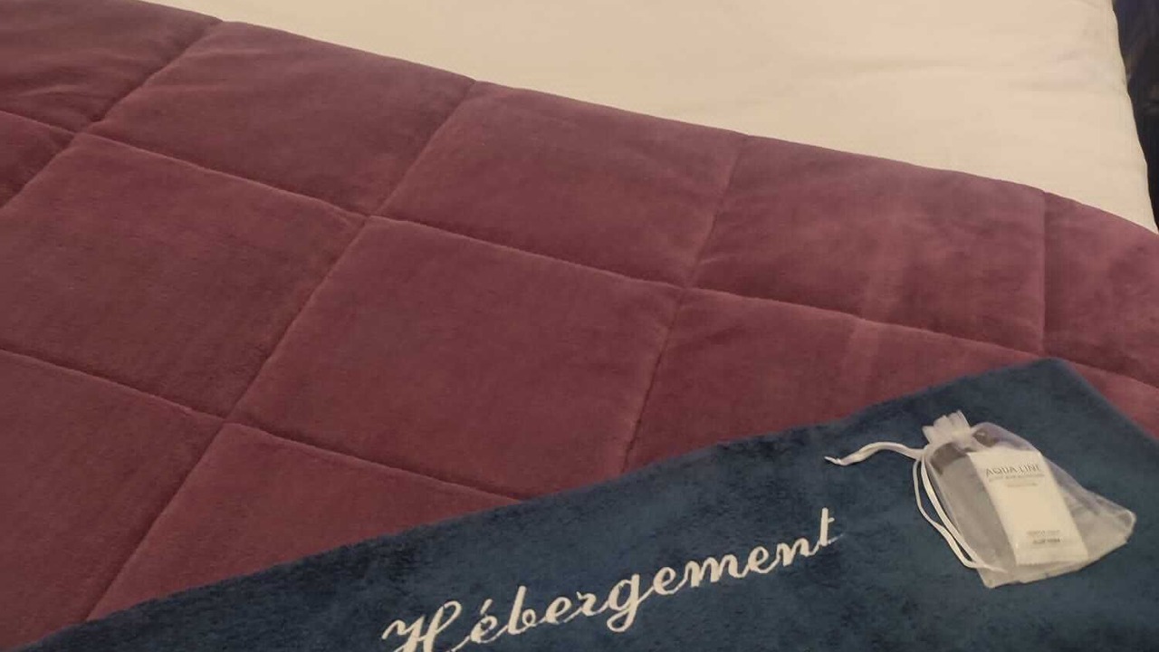 Photo of Bedroom in Souge-le-Ganelon