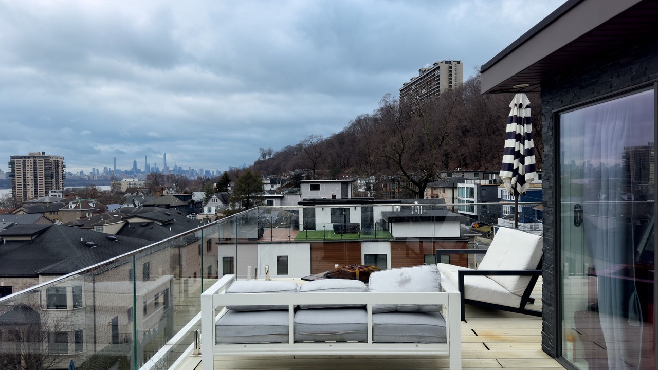 Photo of Outdoor in Edgewater