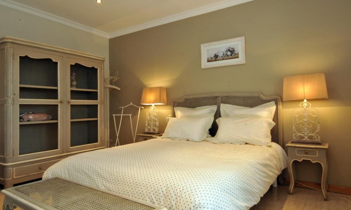 Photo of Bedroom in Boursault