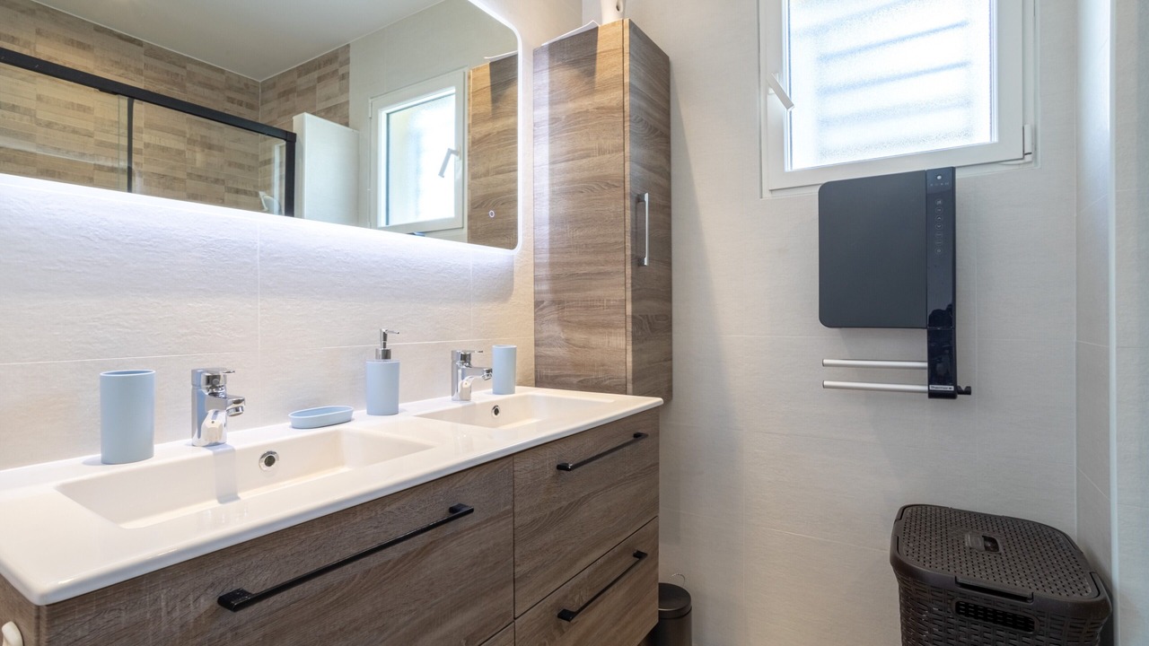 Photo of Bathroom in Banyuls-dels-Aspres