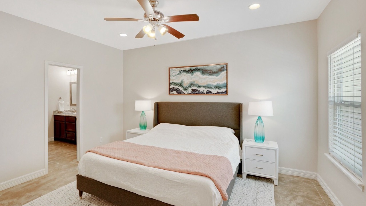 Photo of Bedroom in Corpus Christi