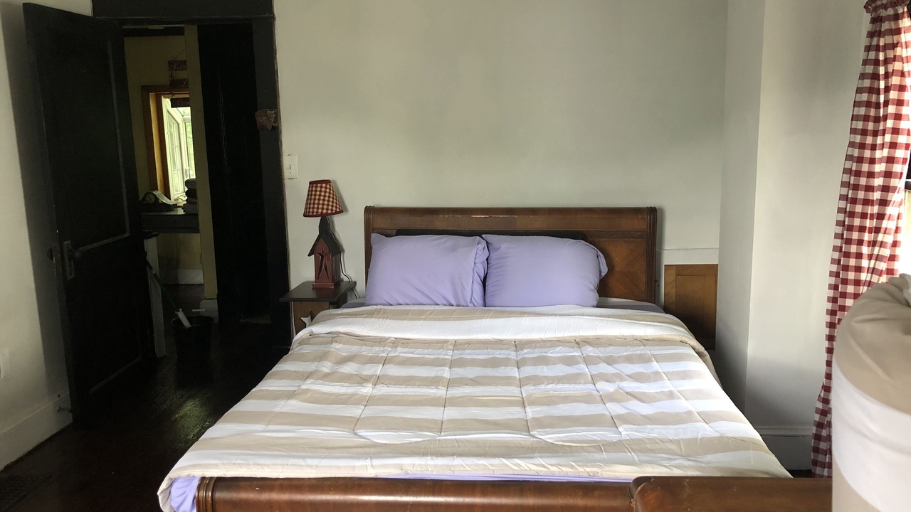Photo of Bedroom in Derrick City