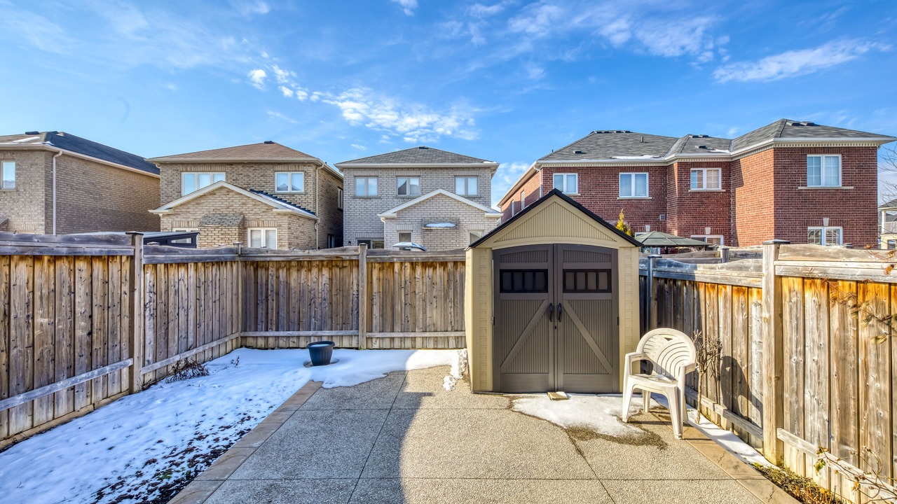 Photo of Outdoor in Brampton