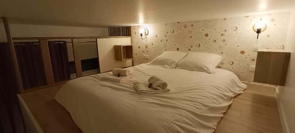 Photo of Bedroom in Le Marais