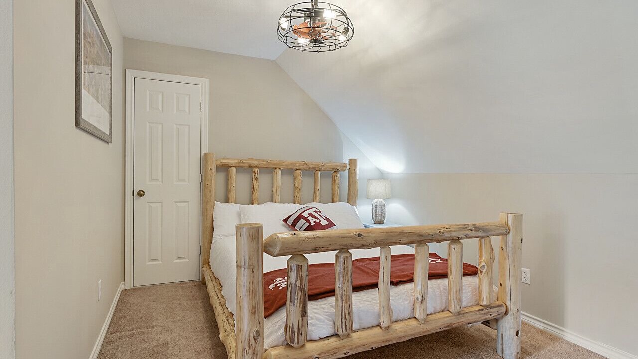 Photo of Bedroom in College Station