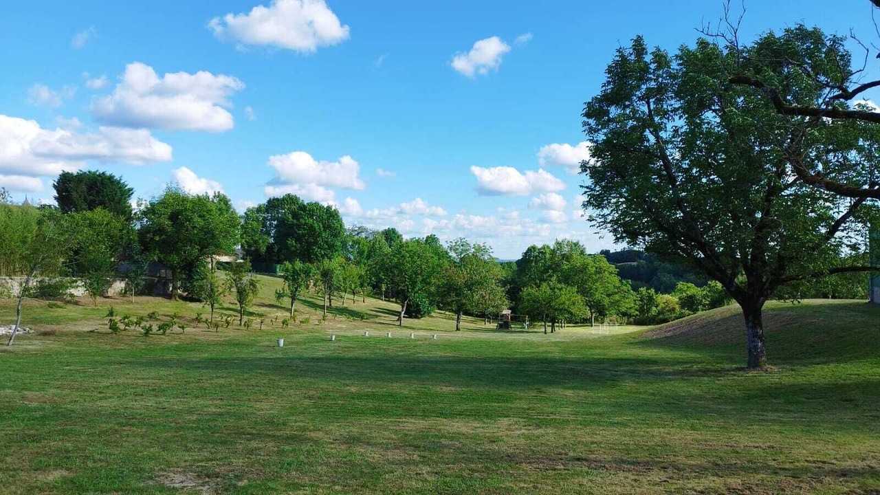 Photo of Others in Eyzerac