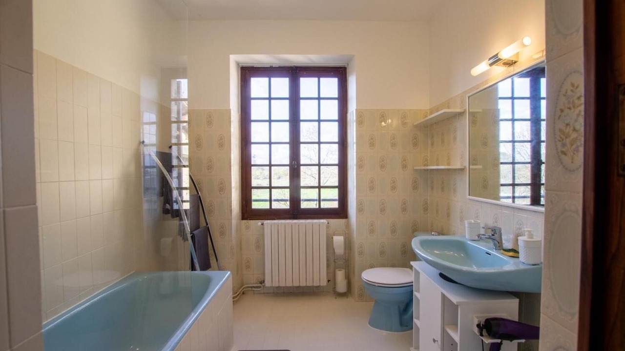 Photo of Bathroom in Eyzerac
