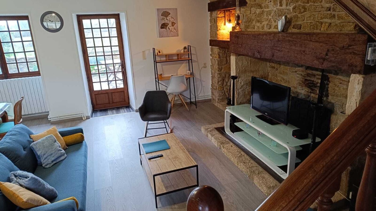 Photo of Livingroom in Eyzerac