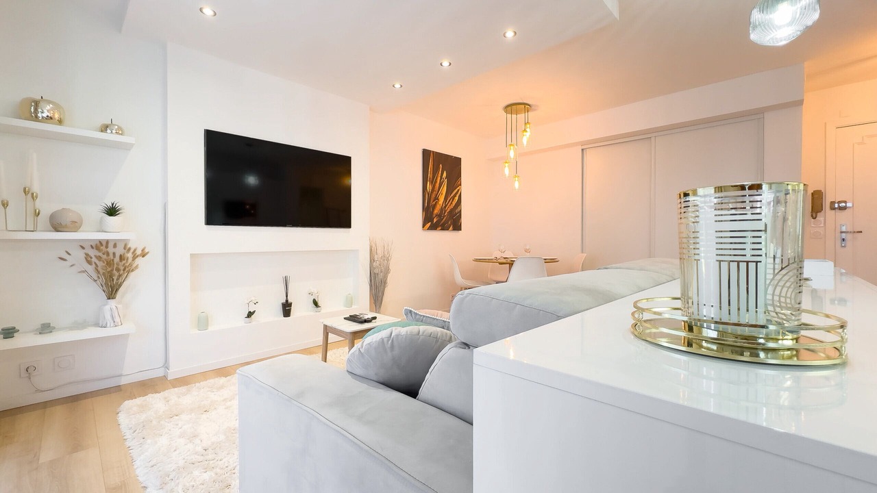 Photo of Others in Cannes