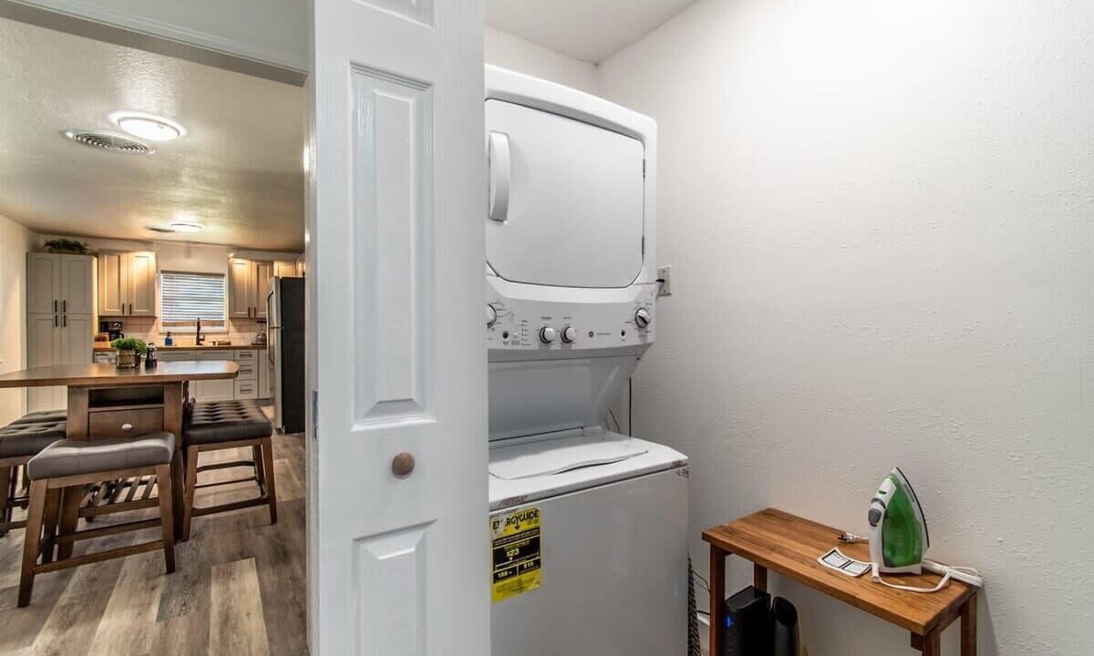 Photo of Bedroom in Bay Area