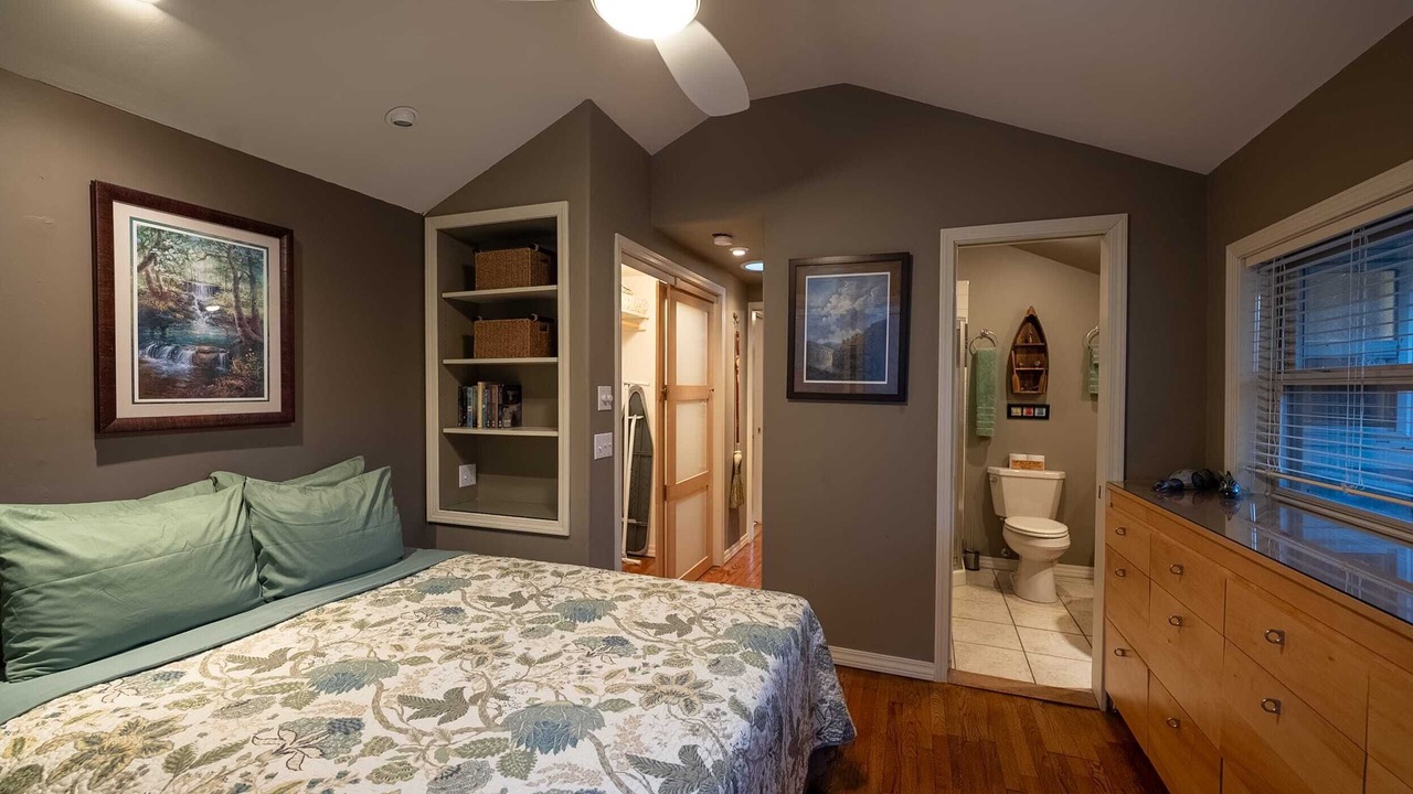 Photo of Bedroom in Eureka Springs