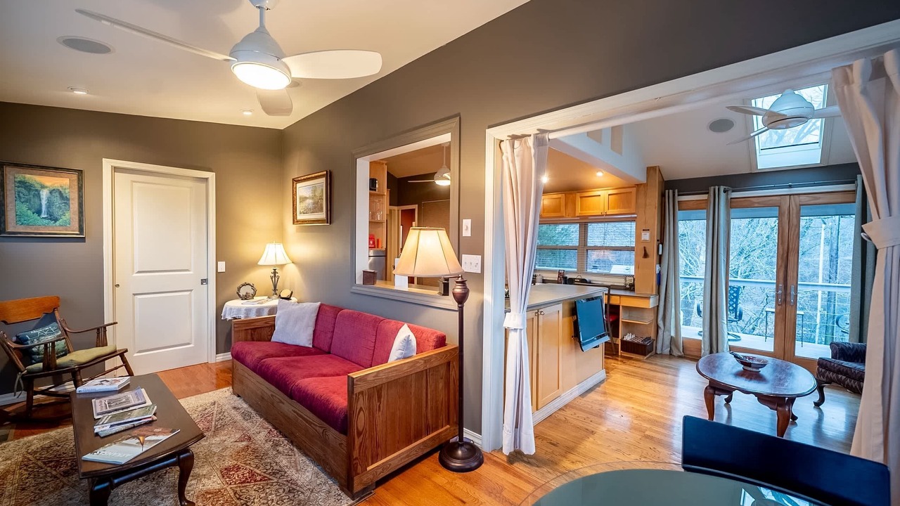 Photo of Livingroom in Eureka Springs