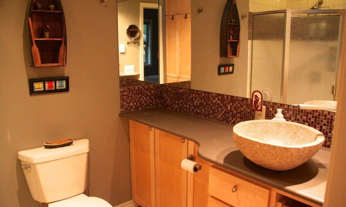 Photo of Bathroom in Eureka Springs