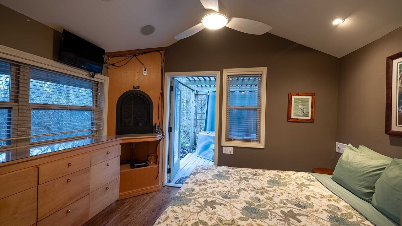 Photo of Bedroom in Eureka Springs