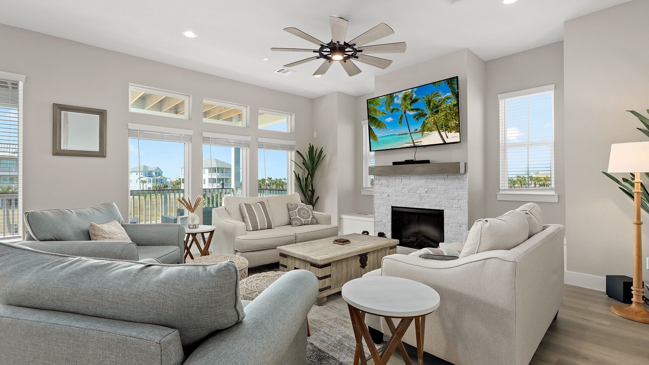 Photo of Livingroom in Red Fish Cove