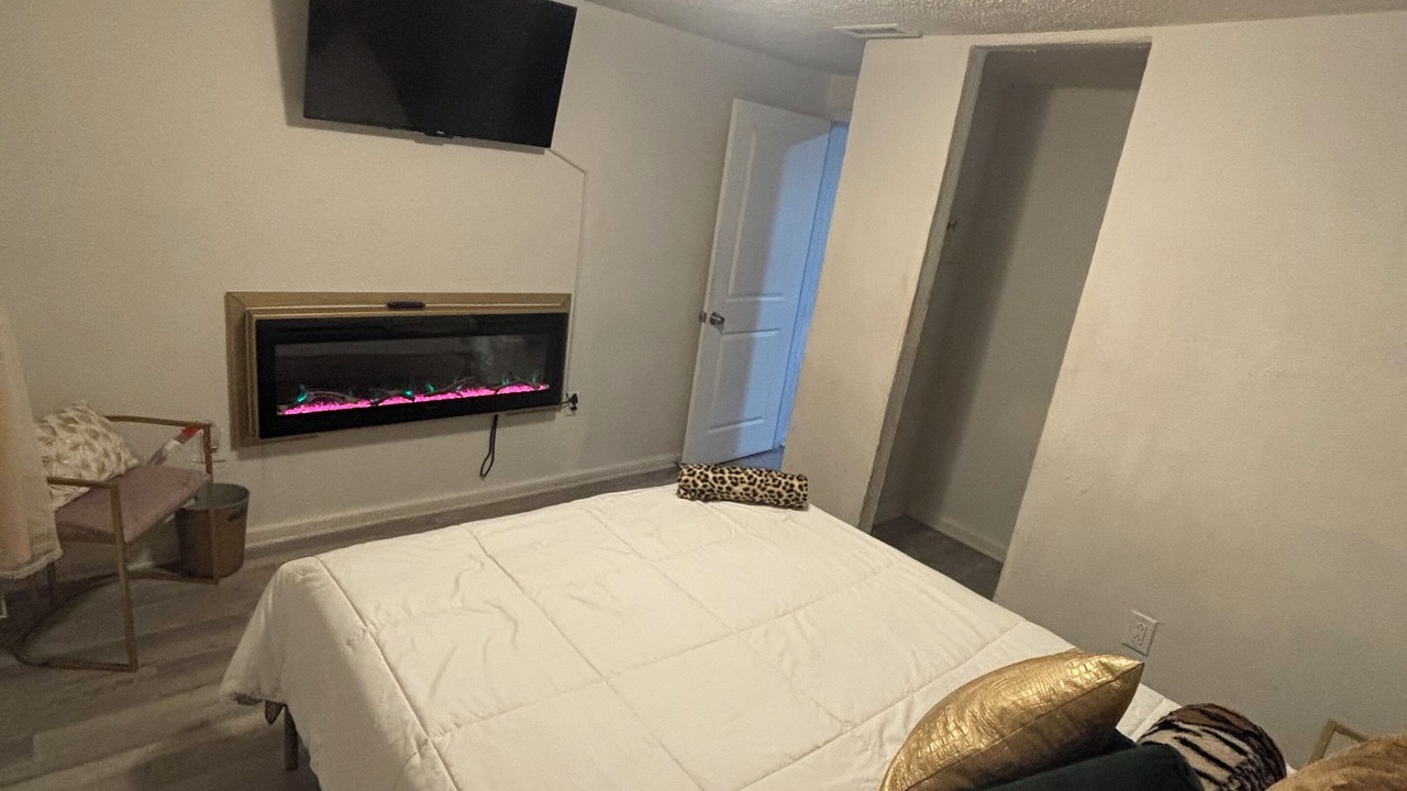 Photo of Bedroom in Homestead