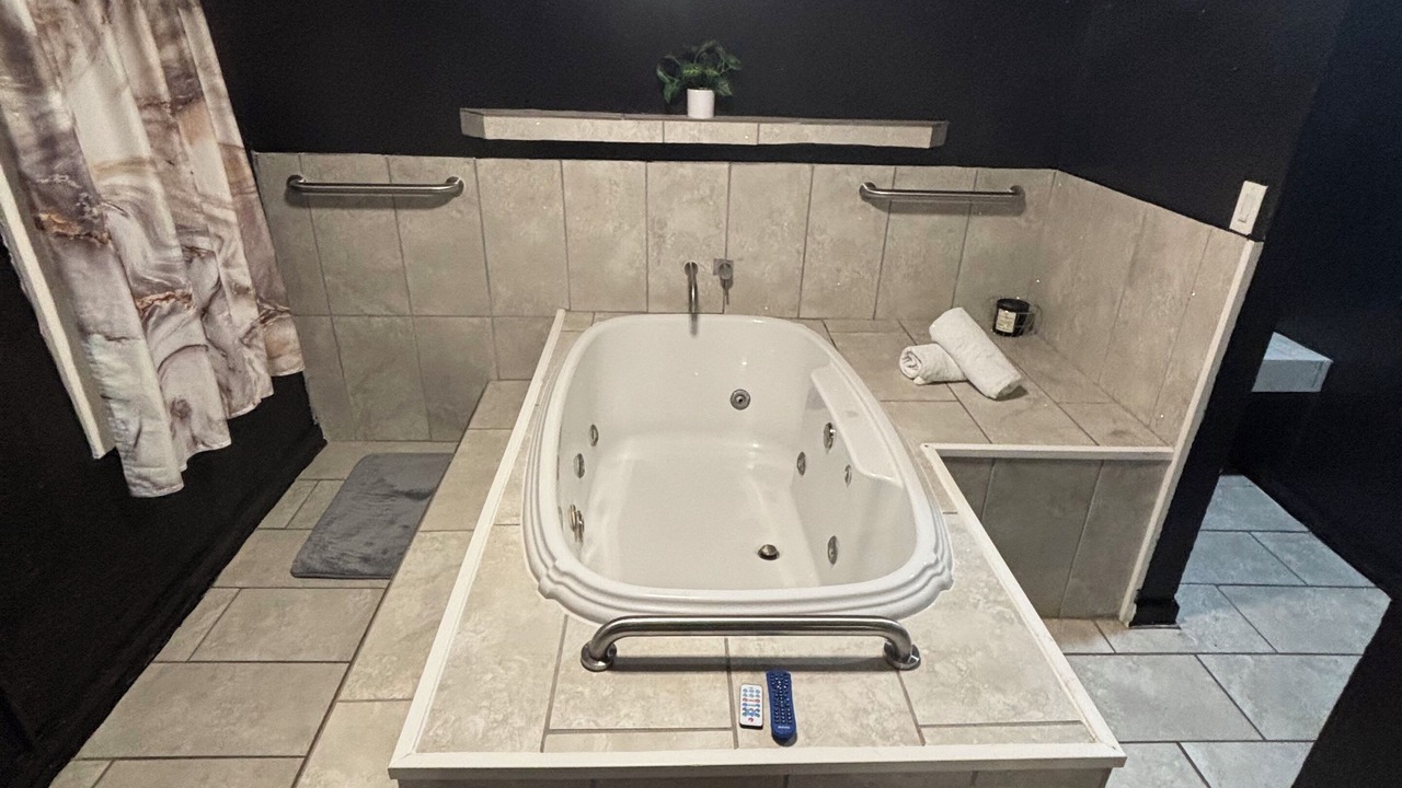 Photo of Bathroom in Homestead