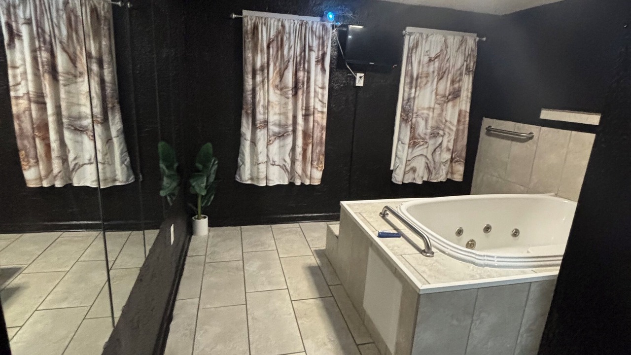 Photo of Bathroom in Homestead