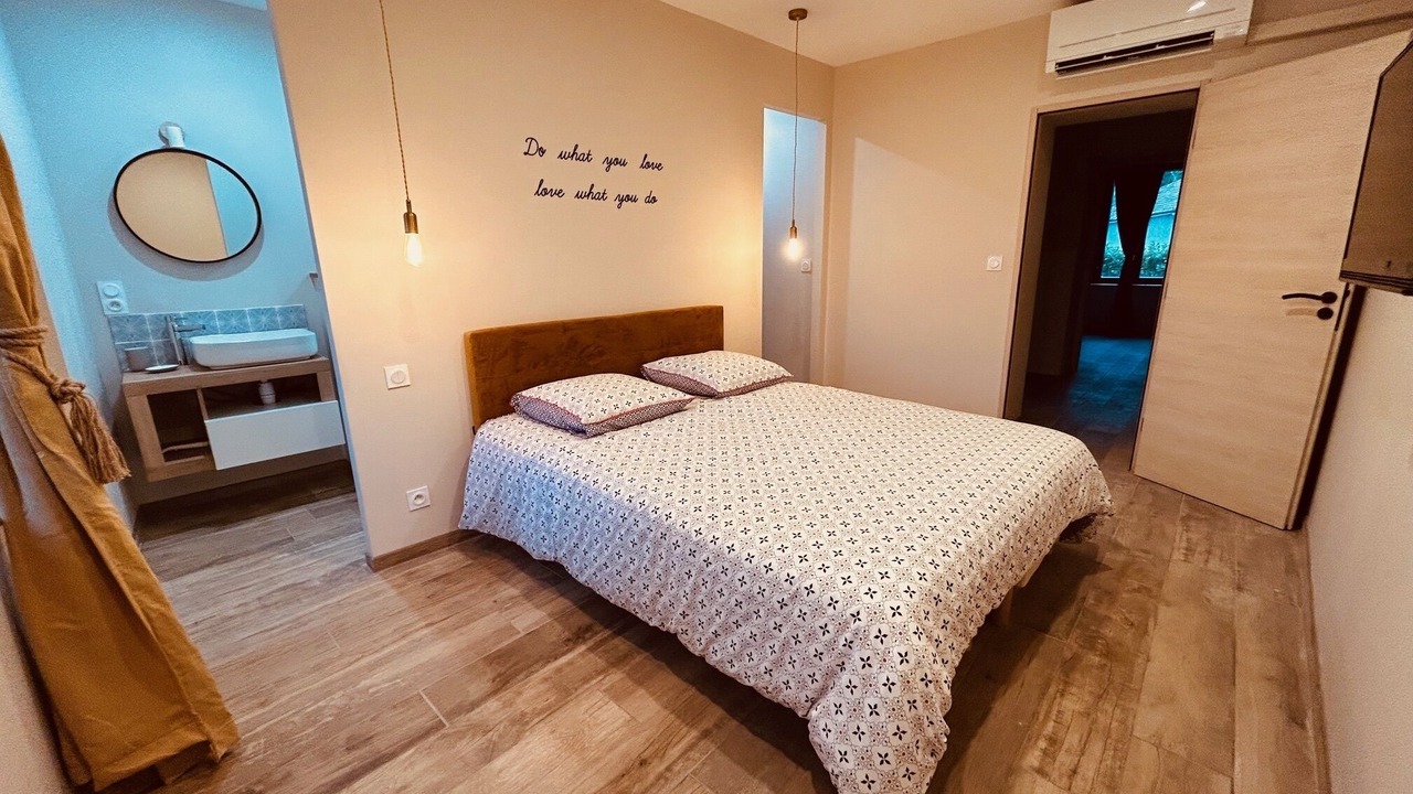 Photo of Bedroom in Montolieu