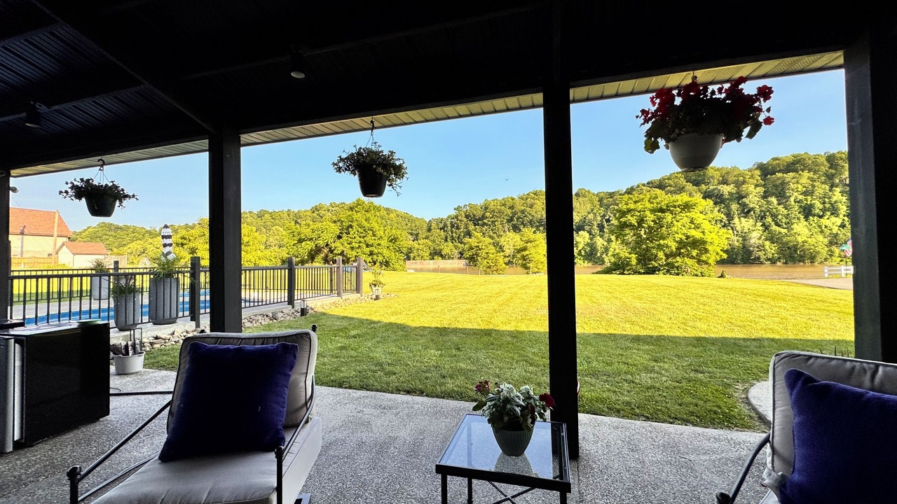 Photo of Patio Balcony in Roscoe