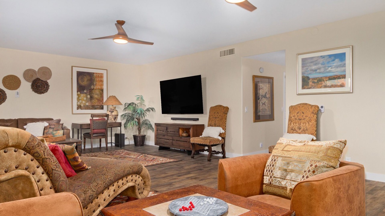 Photo of Livingroom in Ahwatukee Foothills