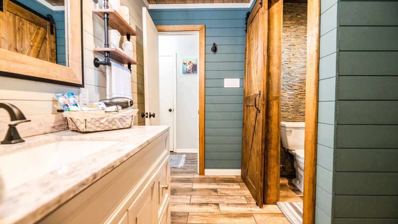 Photo of Bathroom in Lakeland