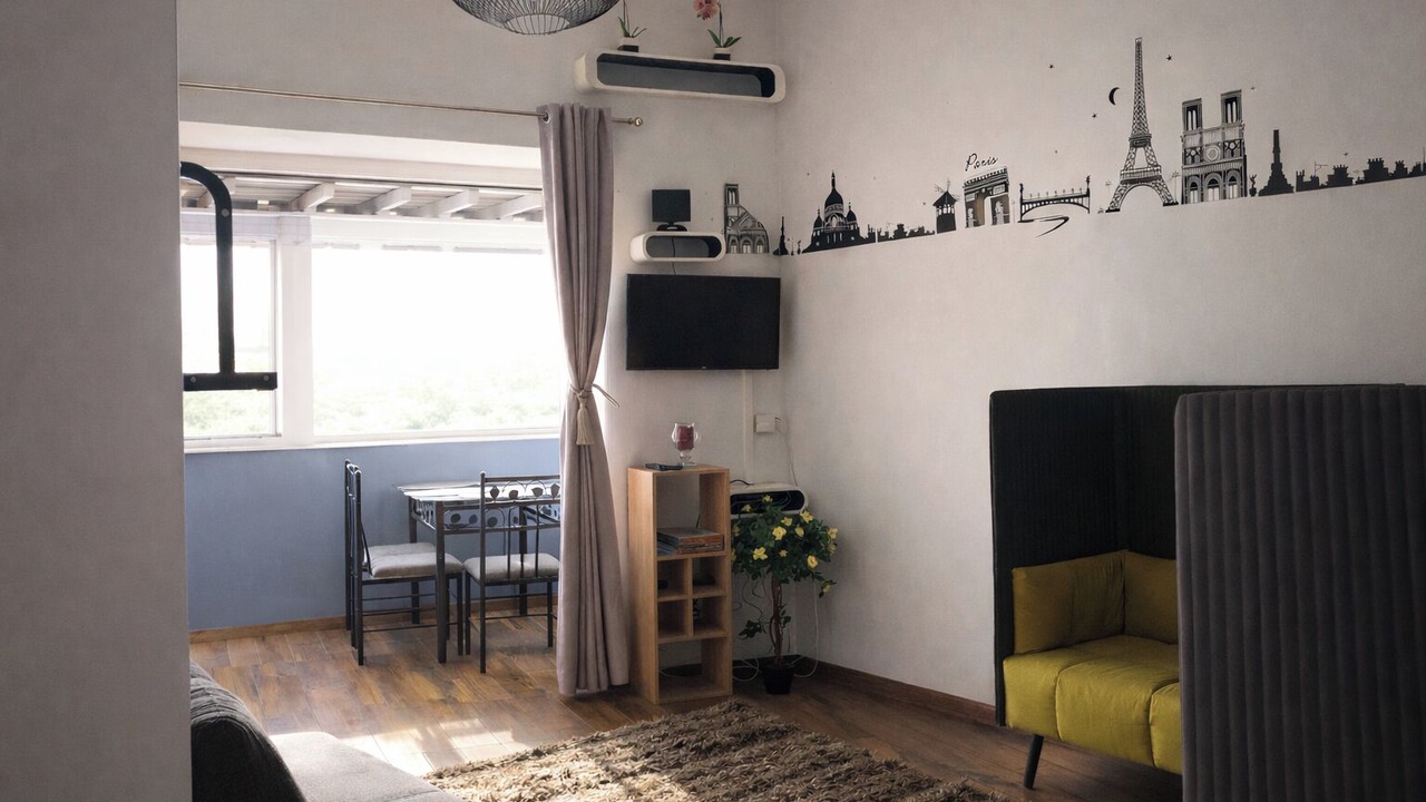 Photo of Livingroom in 16th Arrondissement