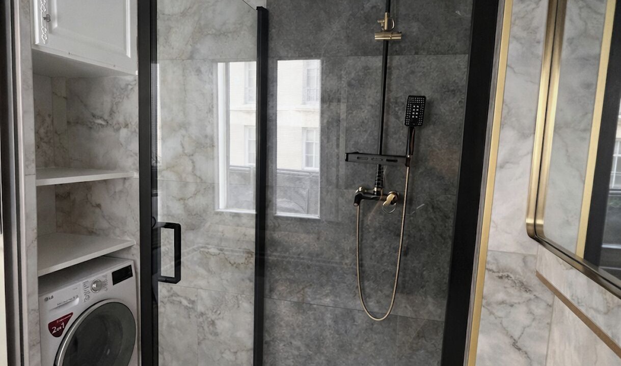 Photo of Bathroom in 16th Arrondissement