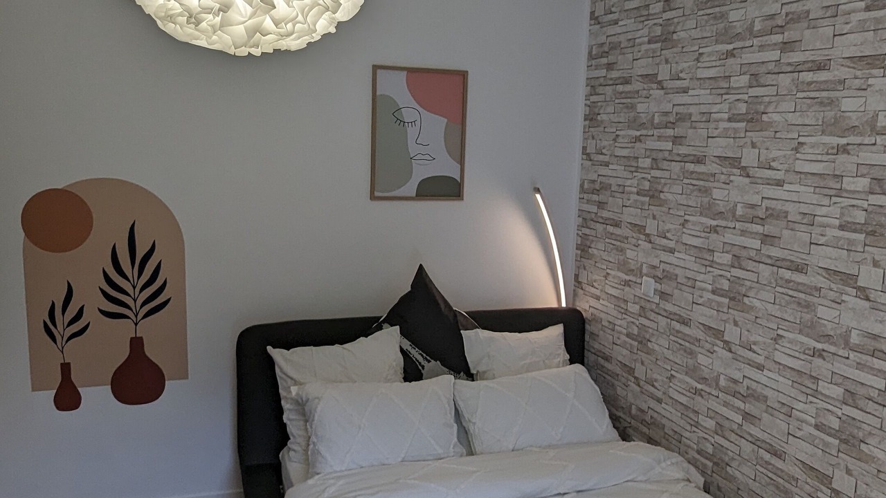 Photo of Bedroom in Saint-Gratien