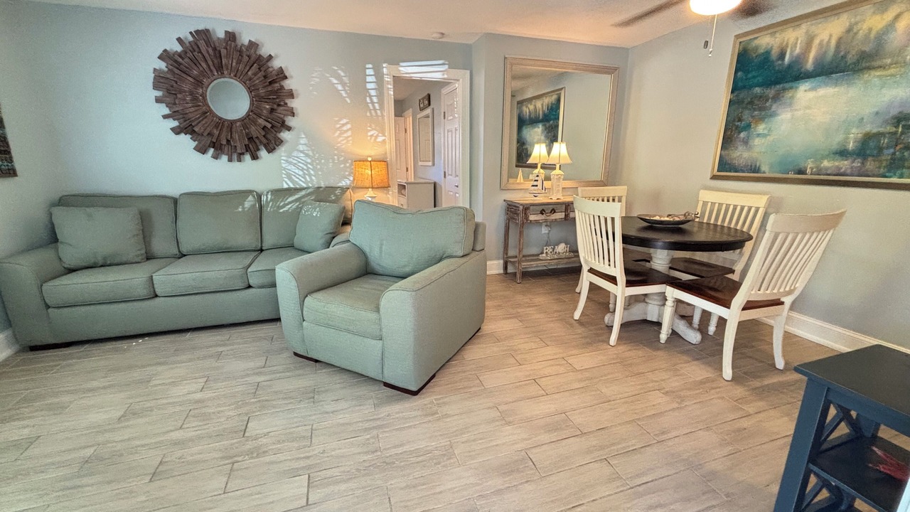 Photo of Livingroom in Bonita Shores