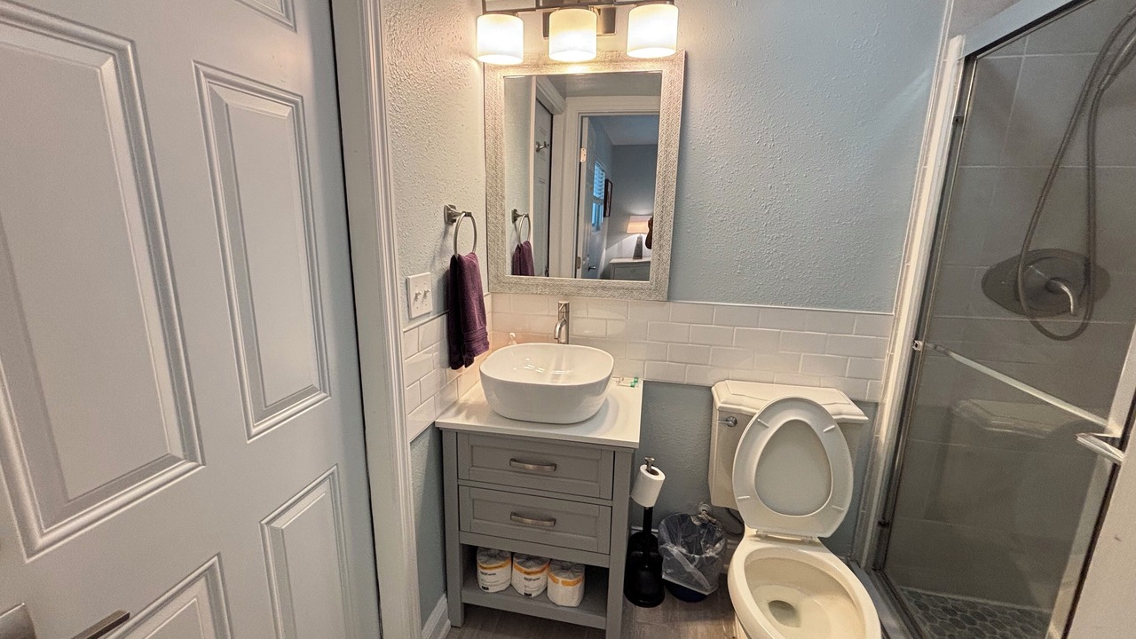 Photo of Bathroom in Bonita Shores