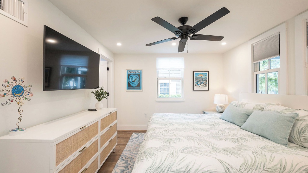 Photo of Bedroom in Historic Seaport
