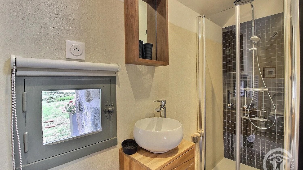 Photo of Bathroom in Pleubian