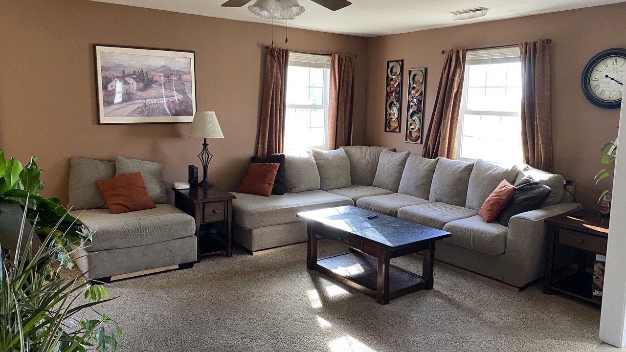 Photo of Livingroom in Independence