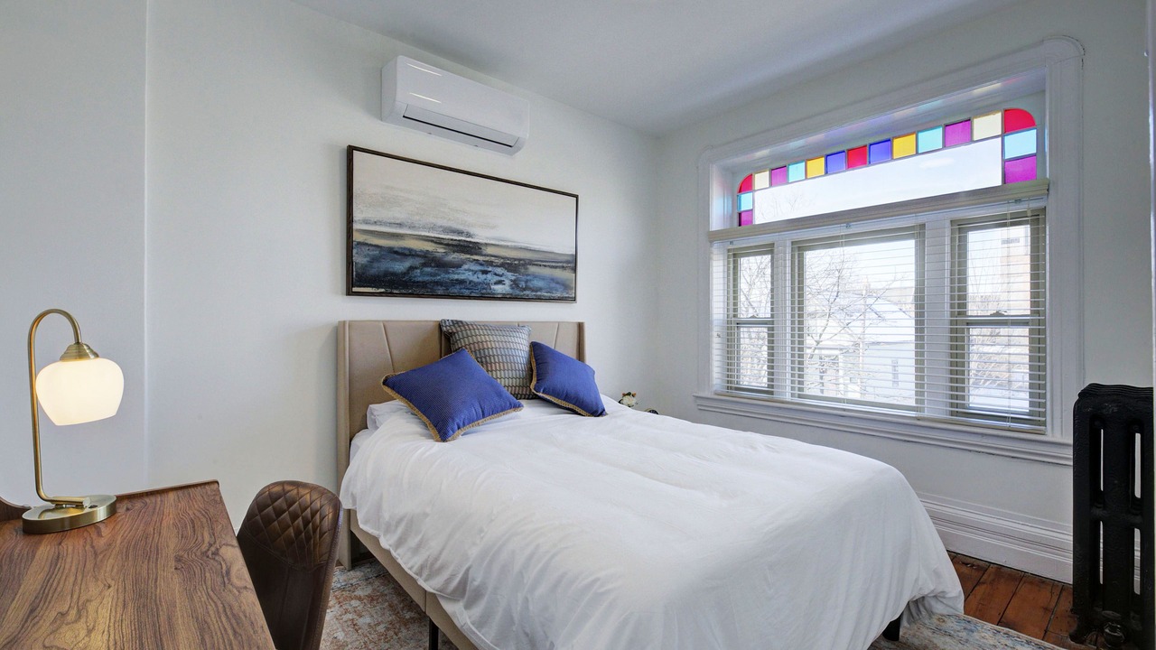 Photo of Bedroom in Detroit