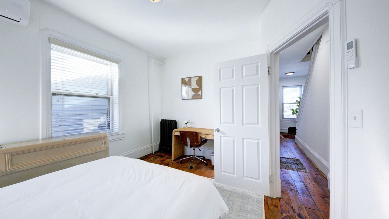 Photo of Bedroom in Detroit