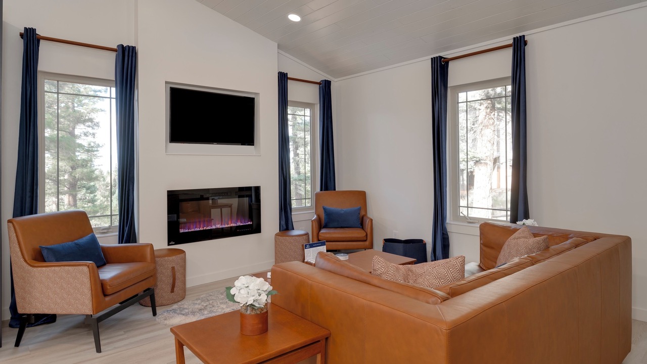 Photo of Livingroom in Angel Fire