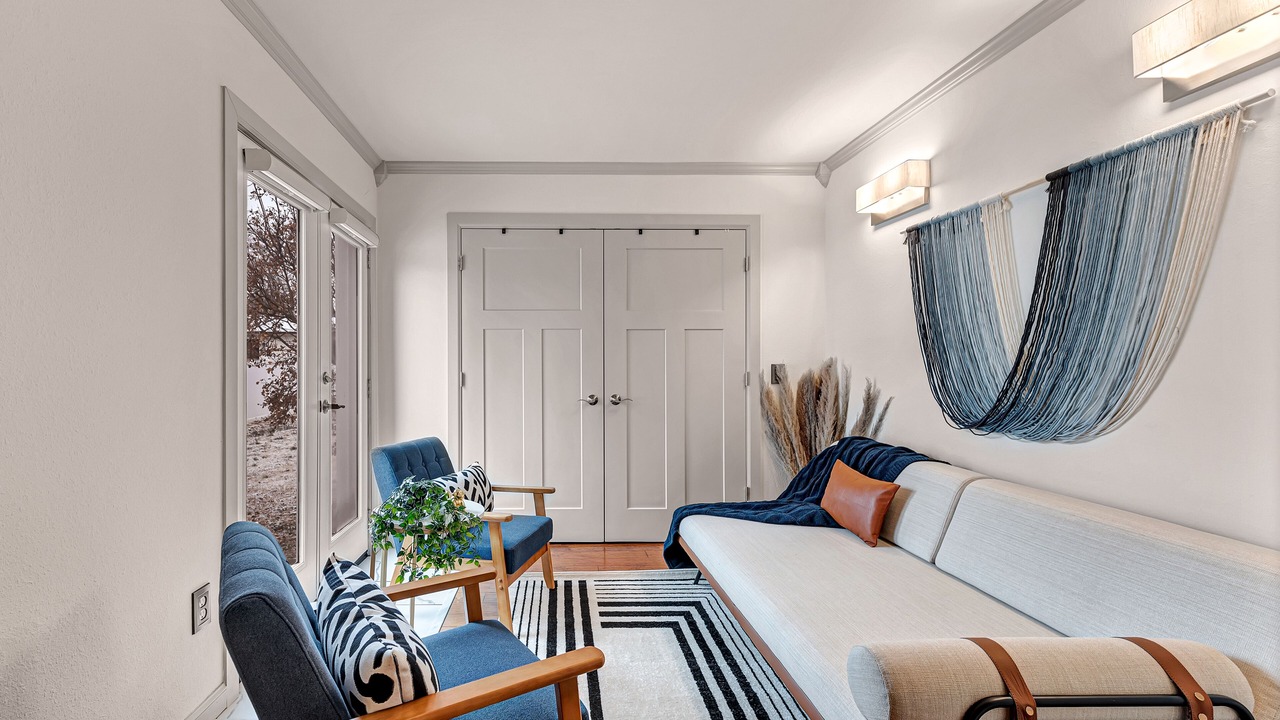Photo of Bedroom in Downtown