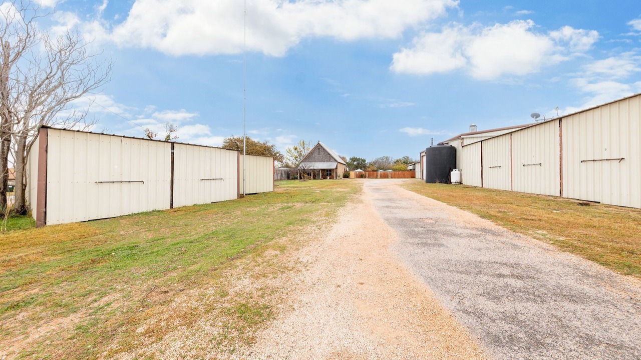 Photo of Outdoor in Buchanan Dam