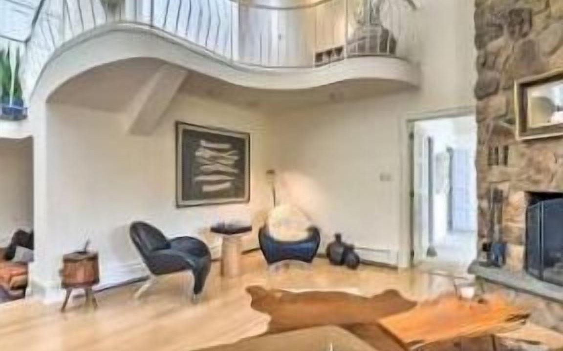 Photo of Others in Liberty