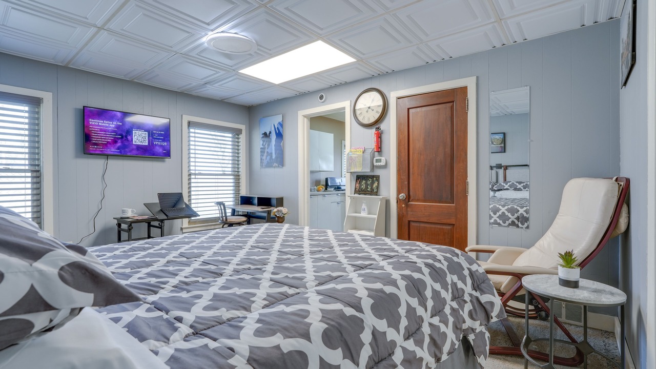 Photo of Bedroom in Kalamazoo
