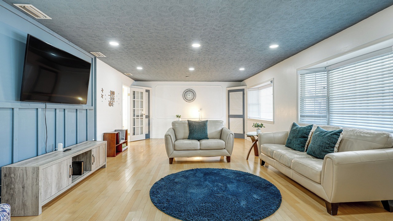 Photo of Livingroom in Brandon
