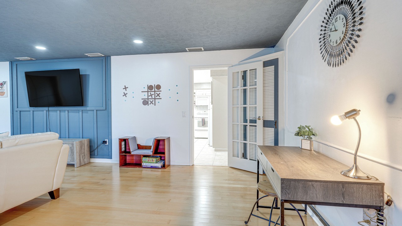 Photo of Livingroom in Brandon