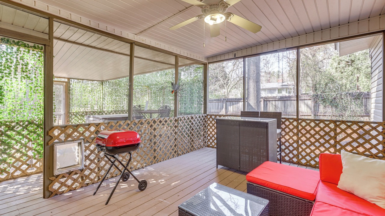 Photo of Patio Balcony in Crestline Heights