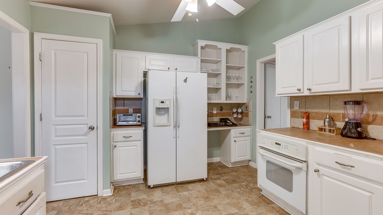 Photo of Kitchen in Crestline Heights
