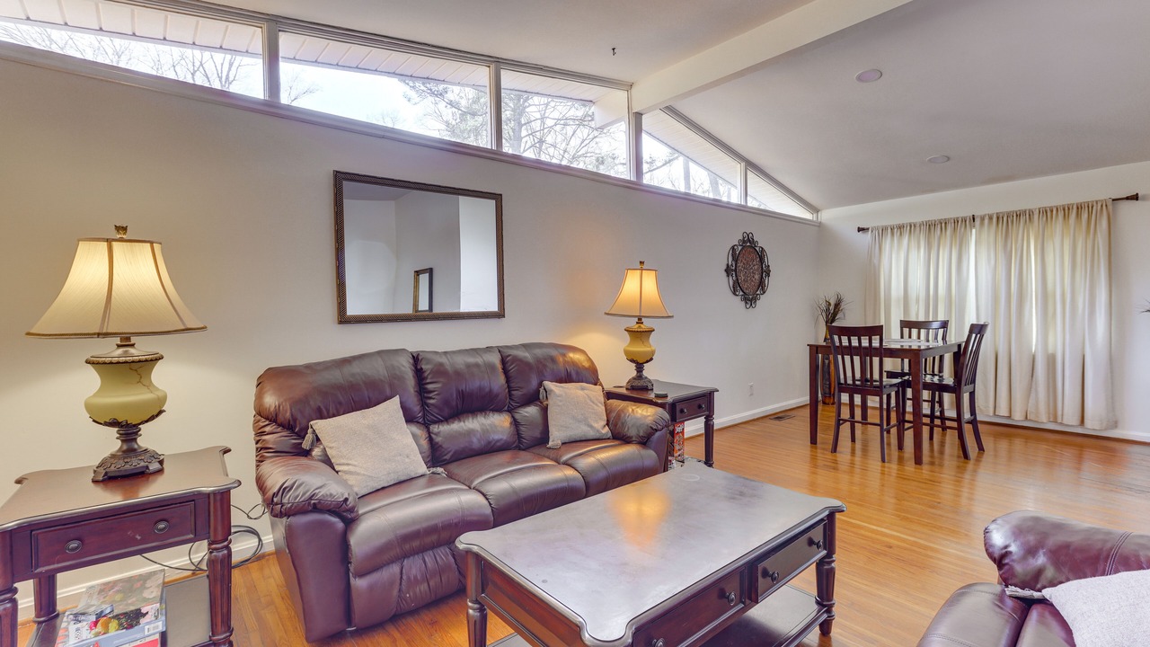 Photo of Livingroom in Crestline Heights