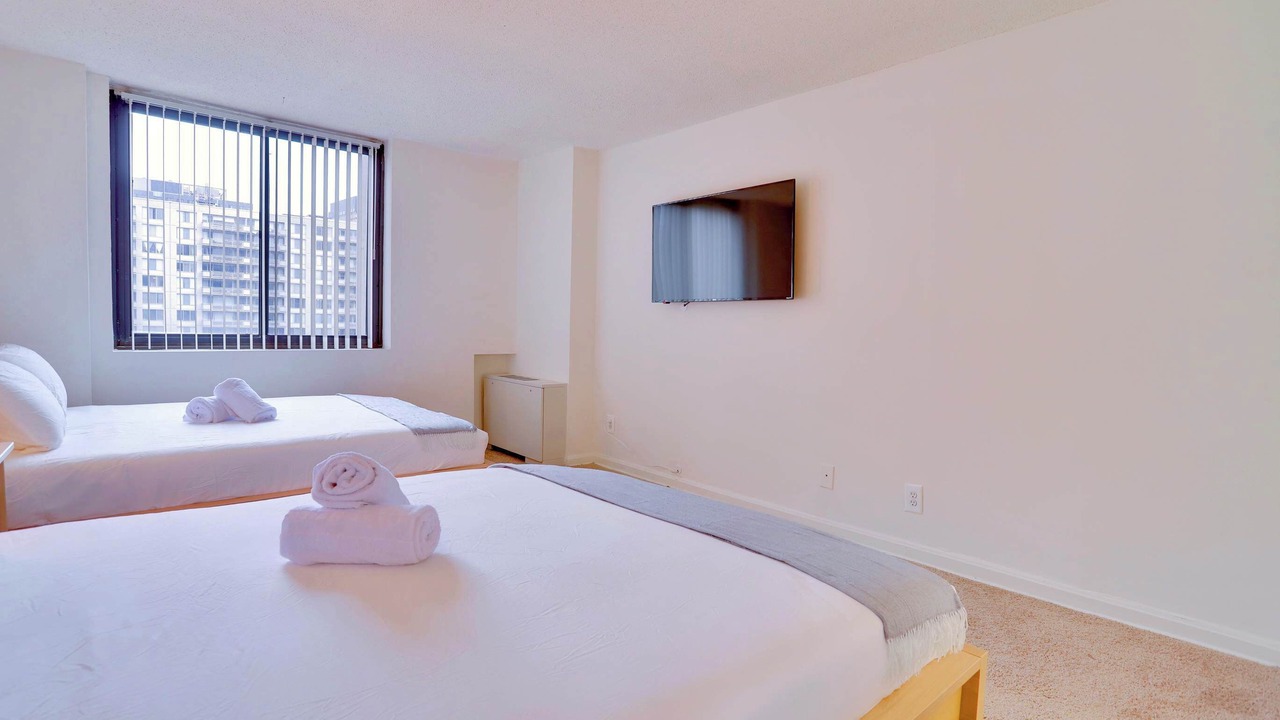 Photo of Bedroom in Crystal City