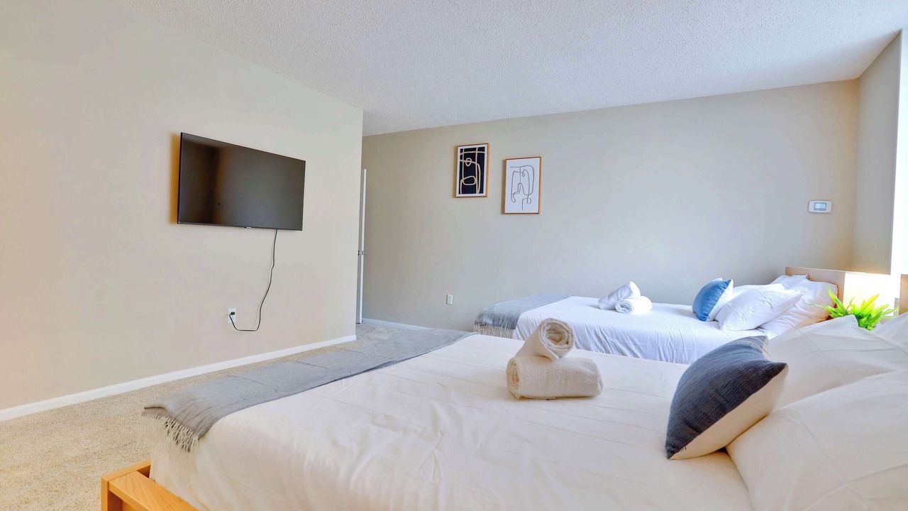 Photo of Bedroom in Crystal City